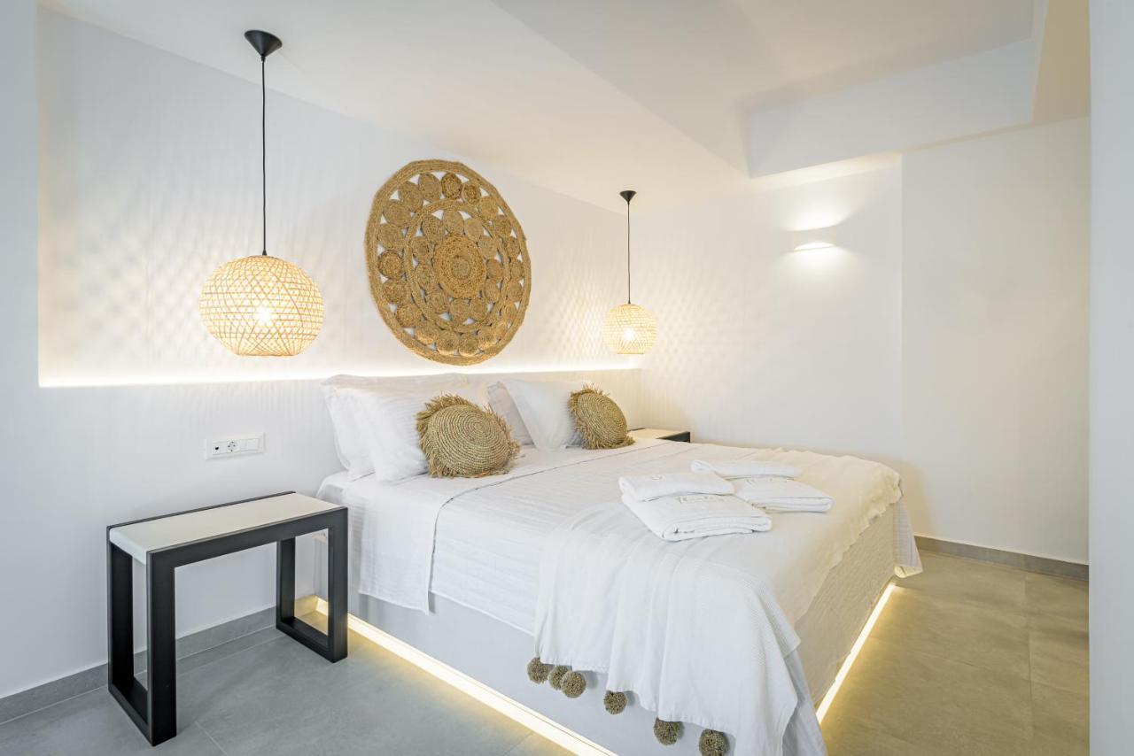 Thealos Santorini Pyrgos Kallistis Exterior photo